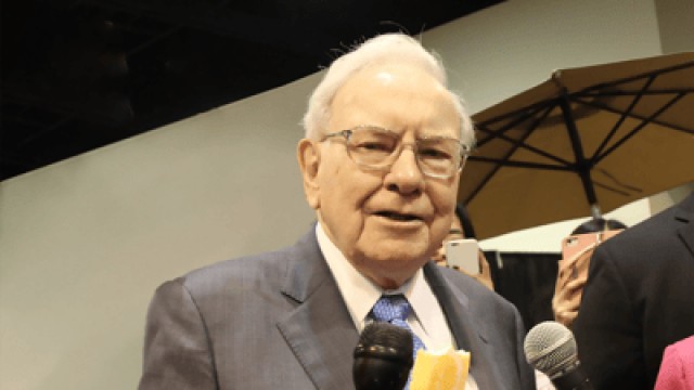 3 Things You Need to Know If You Buy Berkshire Hathaway Today