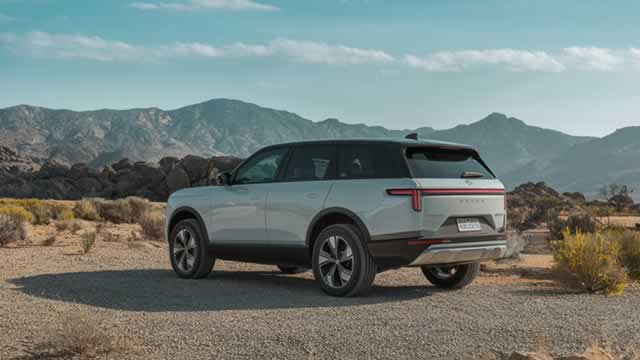 image for news Lithia Motors (LAD) Earnings Expected to Grow: Should You Buy?