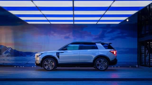 image for news Is Trending Stock Carvana Co. (CVNA) a Buy Now?