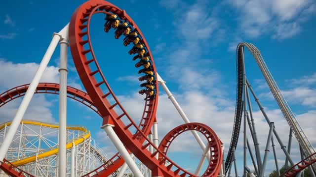Activist investor Jana teams up with NFL's Travis Kelce to pressure Six Flags