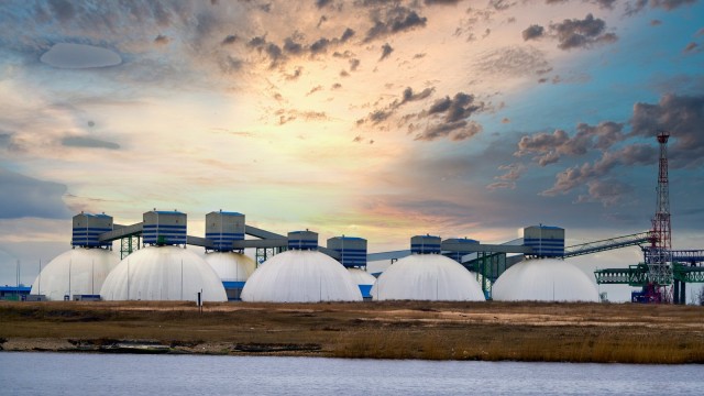 7 Best Natural Gas Stocks to Buy Now