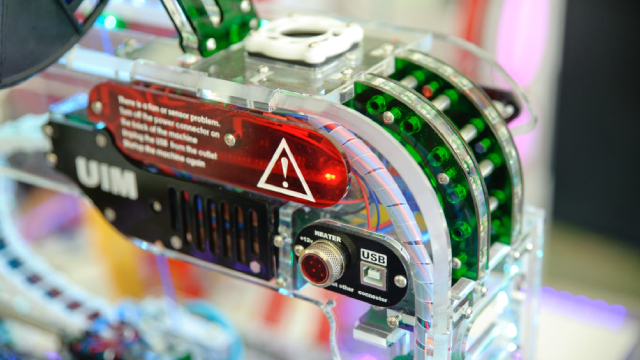 Apple's Strategic Role Within The Dividend Income Accelerator Portfolio: A Risk/Reward Analysis