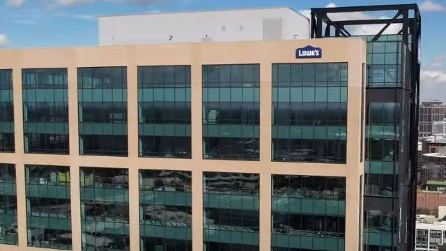 Lowe's Trims 2026 Outlook, Profit Flat and Sales Rise