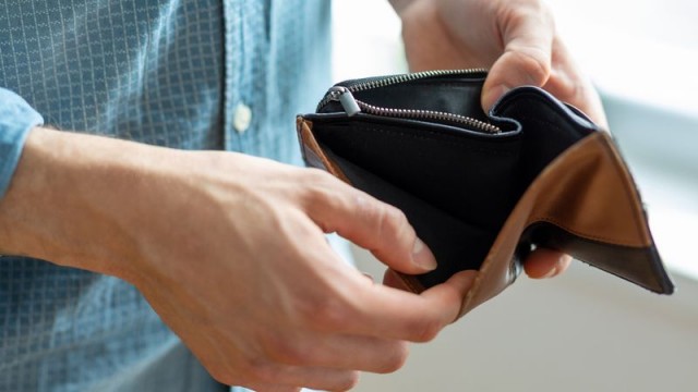Here are the latest signs that Americans are running out of savings