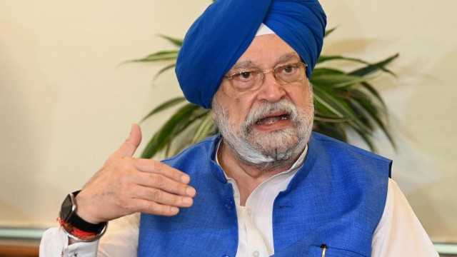 India “Will Manage” And Won't Panic If Oil Rises Above $100, Says Energy Minister