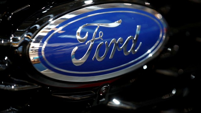 Ford pauses work on $3.5 billion battery plant in Michigan