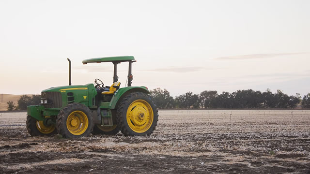 image for news John Deere faces a crossroads amid decreasing demand, increasing investments