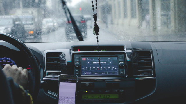 GM, Ford slip after UAW warns of more walkouts, analysts say deal is close