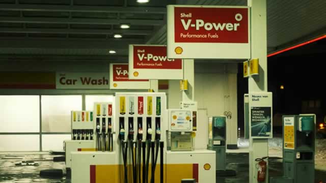 Shell Keeps $3.5 Billion Buyback Despite Earnings Fall