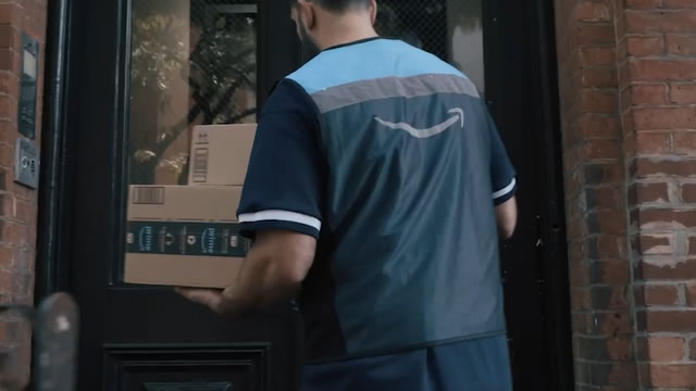 image for news Amazon still the online retailer of choice as cloud business faces competition