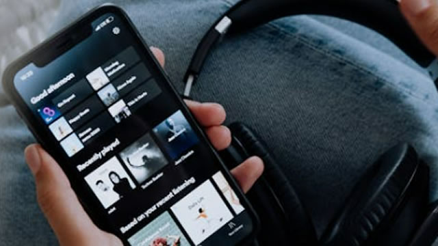 Spotify stock pops on guidance at first investor day since 2022