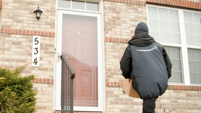 Amazon Stock Pops As Q3 Tops Forecasts: AWS Strong, $1.8 Billion In Severance Costs, Shout Out To ‘The Summer I Turned Pretty'