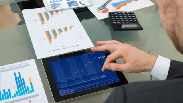 Do analysts really add any value as stock pickers?