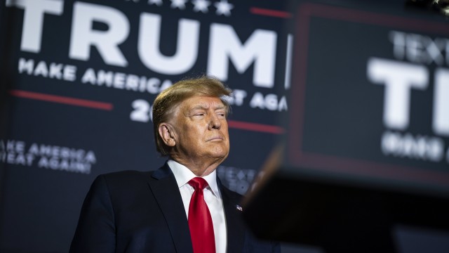 CNN town hall shows the network still doesn't know how to handle Donald Trump