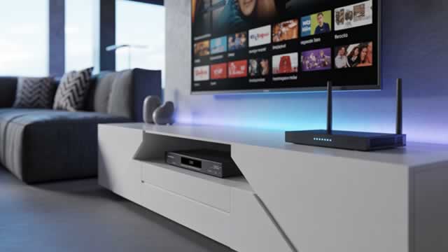 Comcast Spinoff Versant Debuts at Low Valuation; Could Figure in Warner Bros. Discovery Takeover Battle