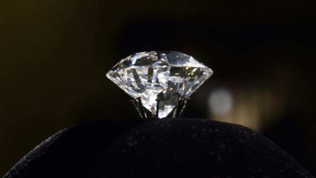 image for news Signet Jewelers Limited (SIG) is Attracting Investor Attention: Here is What You Should Know