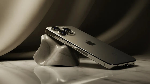 Apple CEO Tim Cook leaving position 'sooner than expected', says Deepwater's Gene Munster