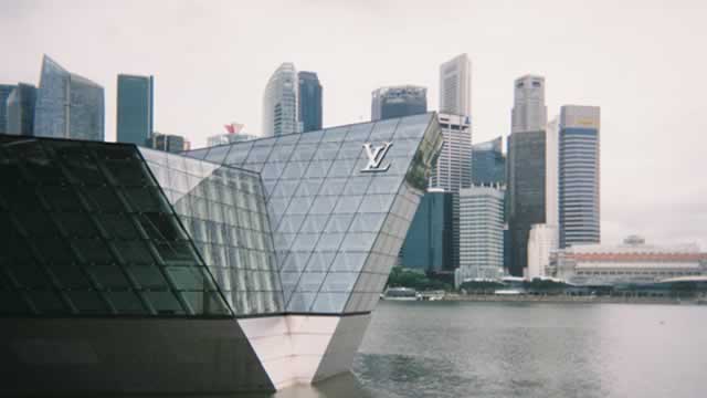 LVMH shares drop 2.56% after second-quarter sales report