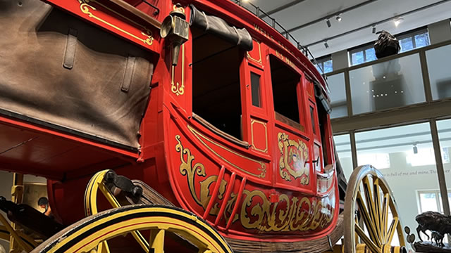 Trade Tracker: Richard Saperstein buys Wells Fargo