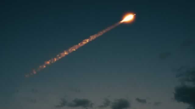 Amazon vs. SpaceX: The High-Stakes Battle for Space Internet | WSJ