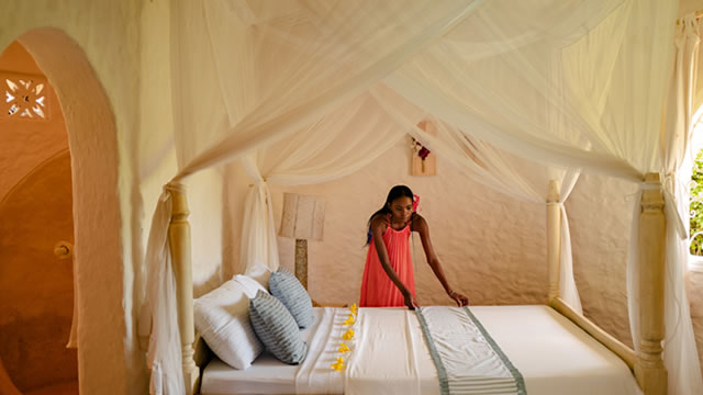 News image for Airbnb, Inc. - Airbnb shares pop on company's revenue beat, rosy guidance