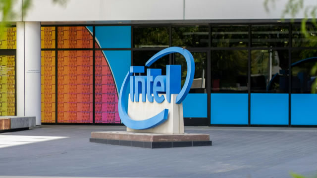 Why Intel stock is sinking around 6% on Thursday