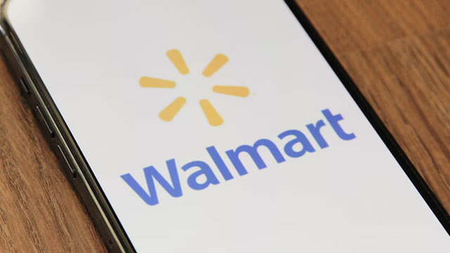 Walmart Eyes Stores as Warehouse Space for Same-Day Delivery