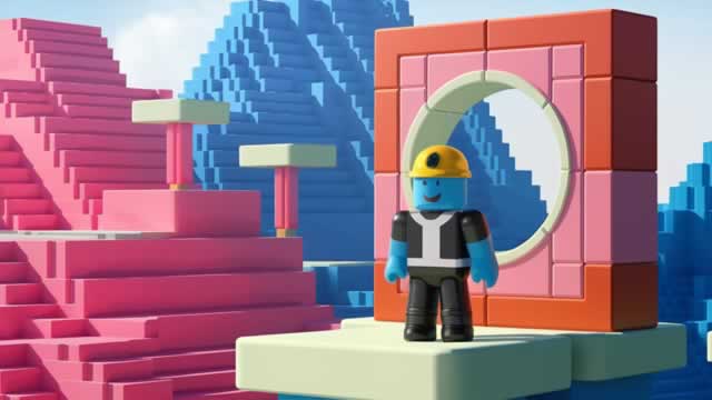 Roblox Expects Revenue Growth to Slow, Bookings to Decline