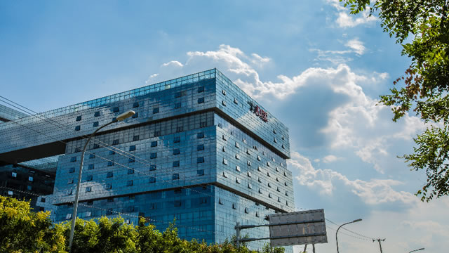 China's JD.com beats third-quarter revenue estimates