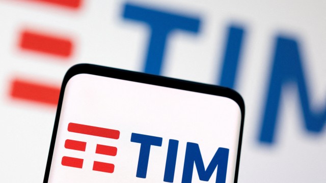 KKR, CDP rival consortium readying new bids for Telecom Italia's grid
