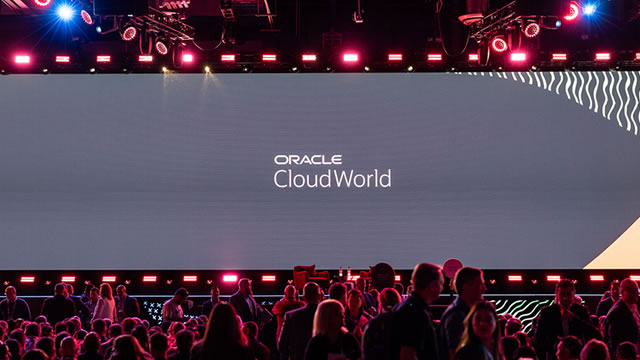 Nasdaq Index: Oracle Plunge Tests AI Spending as Yields Hit 2007 High