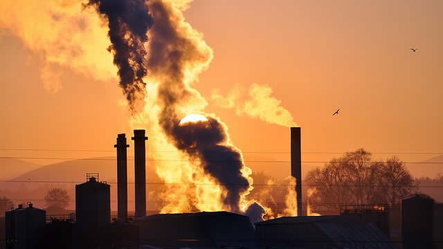 Federal Signal: Mixed Signals For Investors