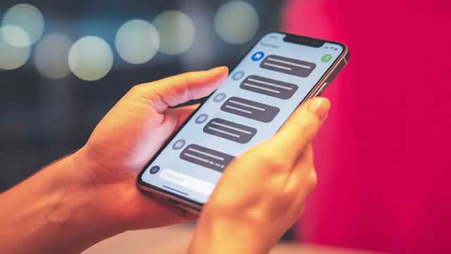 Credo Technology Shares Climb 6% After Key Trading Signal