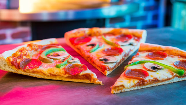 Pizza chain to close up to 50 locations as sales slump