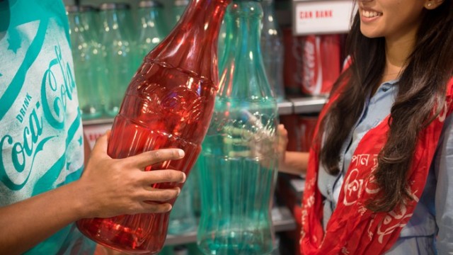 Coca-Cola Stock: Bull vs. Bear