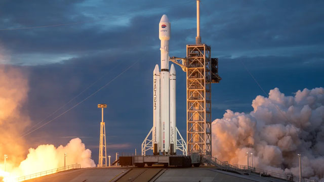 SpaceX's Moon-Sized IPO: What it Means for RKLB, ASTS, PL & Other Space Stocks