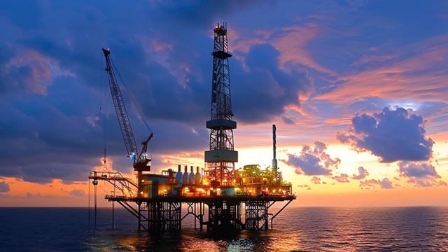 Oil Higher on Hormuz Escalation Amid Quiet Markets Due to Labor Day