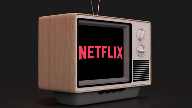 Netflix Earnings Forecast Misses, Reed Hastings Steps Down