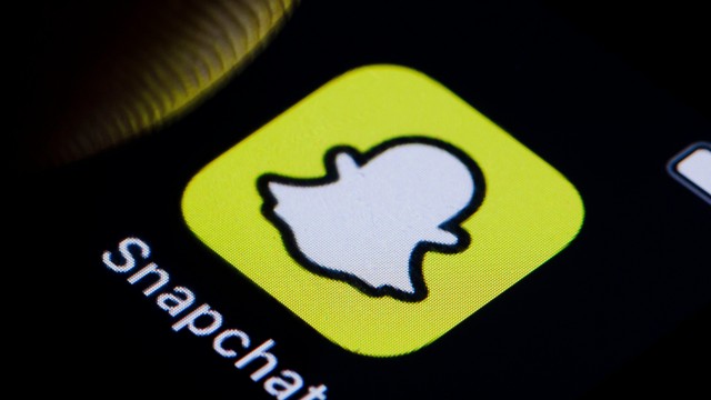 Snapchat users react with confusion after the app's AI chatbot mysteriously posts its own story and then refuses to answer questions about it