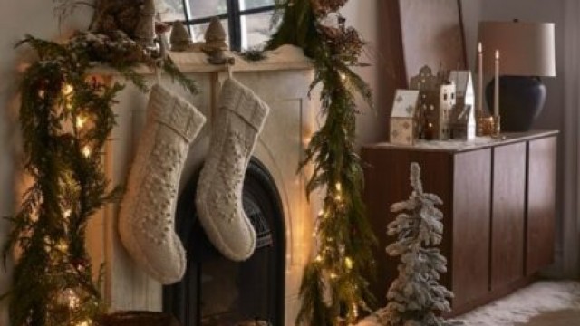 Anthropologie's QR-Powered Pinterest Unites Online and In-Store Shopping