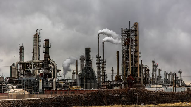 Iran LASHES OUT as US breaks control of CRITICAL oil route
