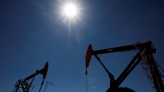 Oil little changed as Middle East supply concerns fade