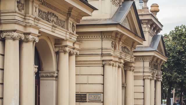 Outlook is very positive for the big banks, says CFRA's Ken Leon