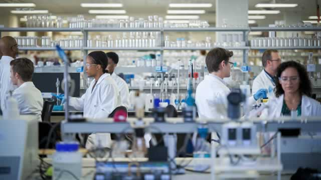 Pfizer tops quarterly estimates, hikes low end of revenue guidance on strength of non-Covid products