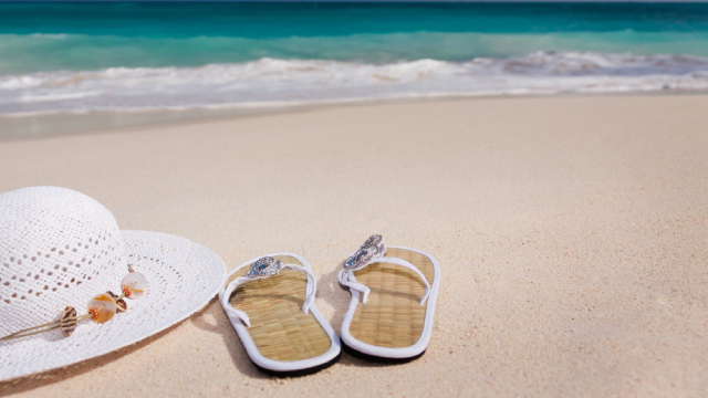 image for news Six Flags Entertainment Corporation (FUN) Reports Q3 Earnings: What Key Metrics Have to Say