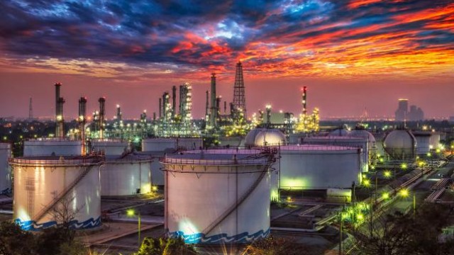 Why Hold Strategy is Apt for Phillips 66 (PSX) Stock Now