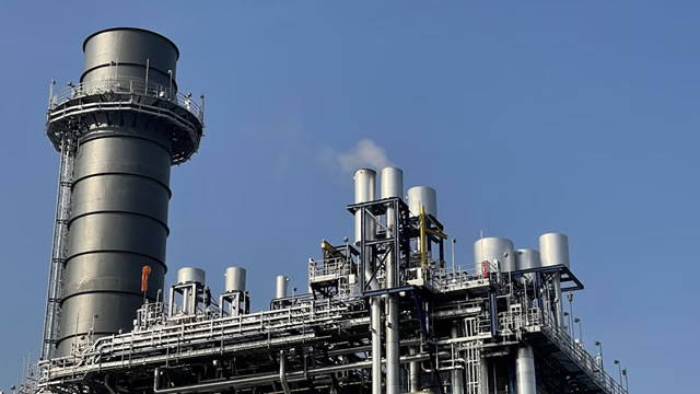 Energy Trade at "Tipping Point?" Tucker Perkins Talks Crude Oil & U.S. Stability
