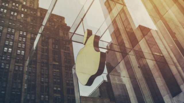 Is Steve Jobs really worthy of an opera about his life inside and out of Apple?