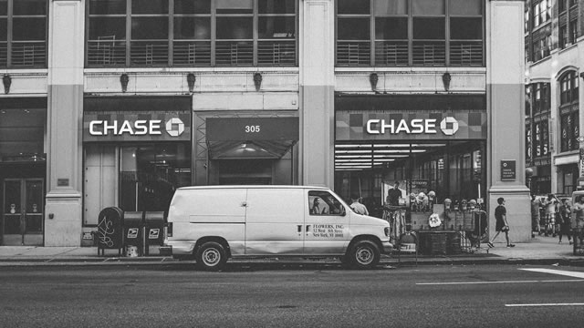 Chase Opens 18 Branches in May Amid Multibillion-Dollar Expansion