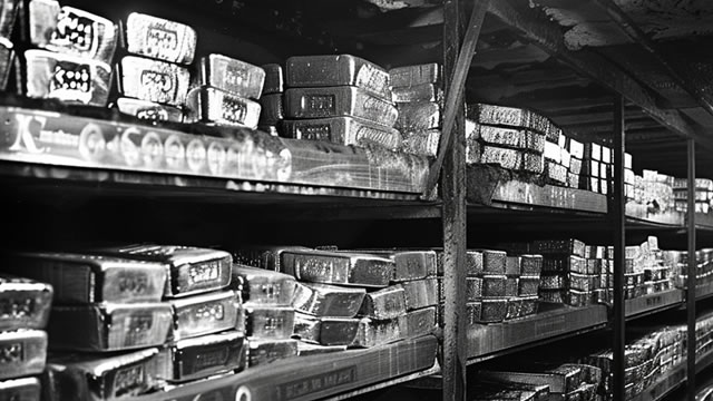 Peter Schiff: CME silver halt ‘better than telling the truth' as prices surge past $90